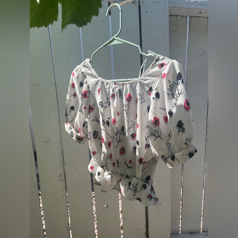 Floral Puff Sleeve Blouse